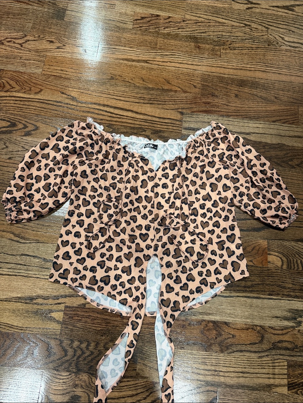 Women Heart- shaped leopard Print Tie-Front Top